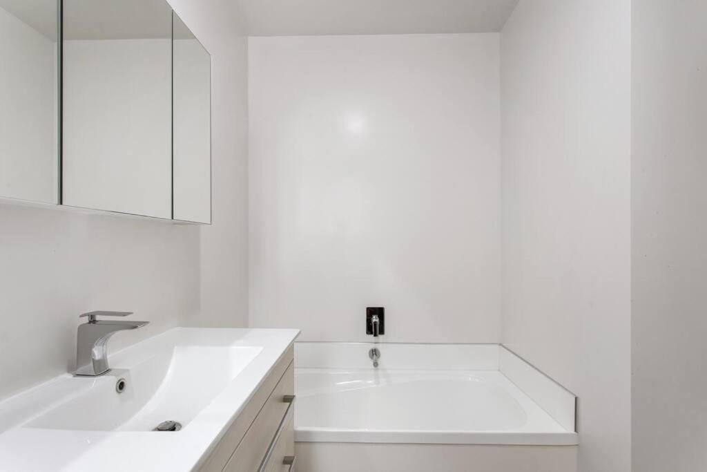 Ferienwohnung Convenient Urban Townhouse 2 Carparks Available Christchurch Exterior foto