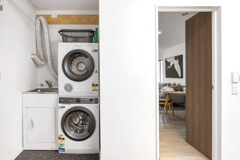 Ferienwohnung Convenient Urban Townhouse 2 Carparks Available Christchurch Exterior foto